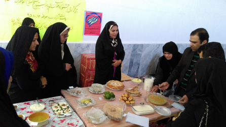 برگزاری جشنواره غذا در بین جوانان روستای آزادی لطف الله